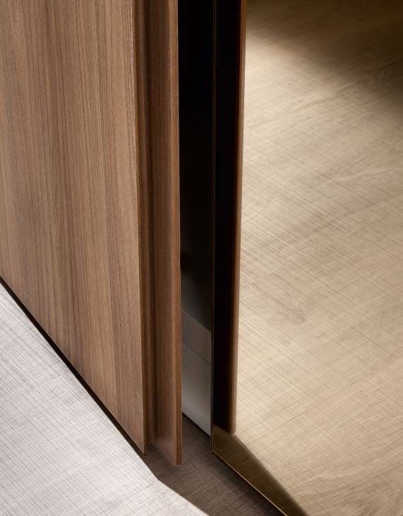 Storm Night Wooden Italian 5 Door Wardrobe with Mirror